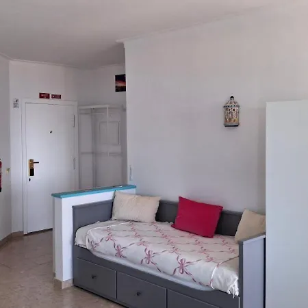 Apartment Da Rocha Beach, Amazing 180m Sea View Portimao